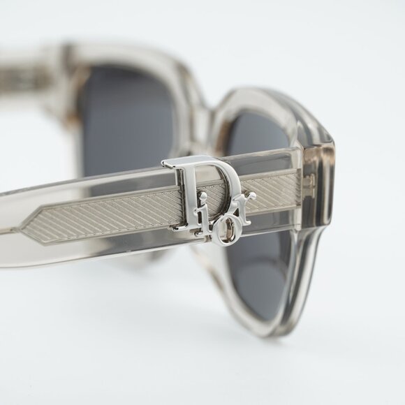 Dior OBLIQUE S1F 78A0 Sunglasses Khaki Square Frame, Grey Lenses